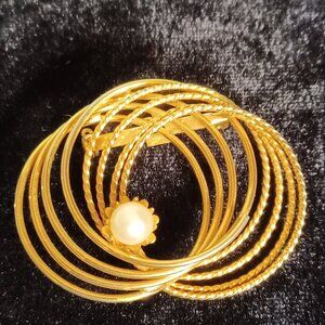 Vintage Abstract Hoops Brooch With Faux Pearl